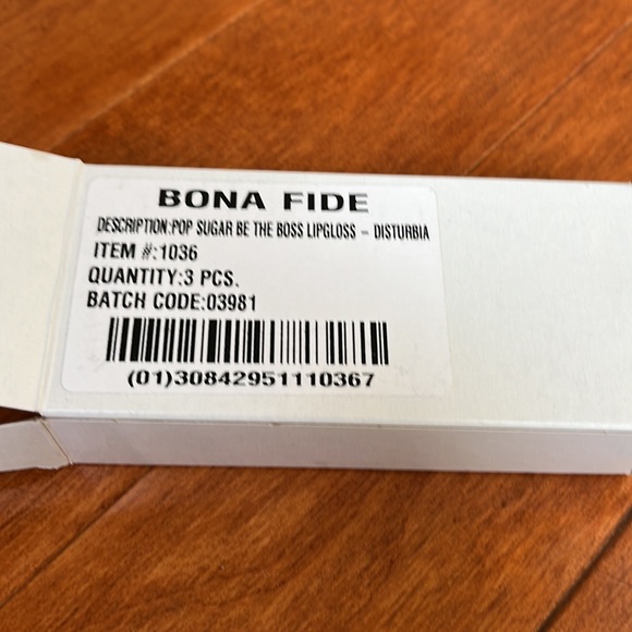 NIB 3 Beauty by PopSugar Be The Boss Lip Gloss 08 Disturbia 0.3 oz - Picture 8 of 8